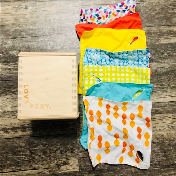 magic tissue box lovevery